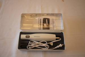 lot 352 image: Toastmaster Platinum Electric Knife in Original Case
