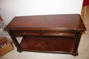 lot 360 image: Antique Wooden Console Table with Drawers