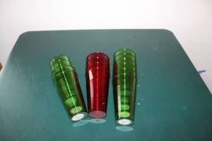 lot 406 image: Set of 12 Green and Red Acrylic Drinking Glasses
