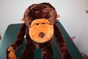 lot 419 image: Large Brown Plush Monkey Toy