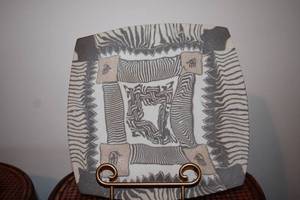 lot 455 image: Set of 2 Handmade Decorative Ceramic Plates with Abstract Patterns