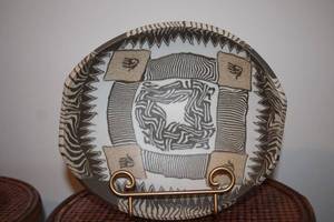 lot 458 image: Handcrafted Ceramic Plate with Abstract Design