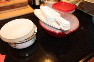 lot 467 image: Collection of Kitchenware Bowls, Measuring Cups, and Containers