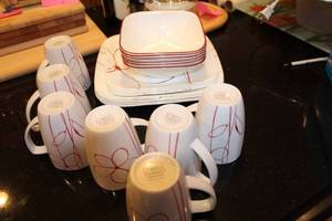 lot 473 image: Corelle Coordinates Livingware 16-Piece Dinnerware Set