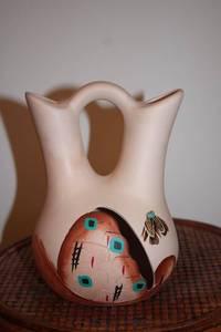 lot 483 image: Handpainted Pueblo Indian Wedding Vase by The Silvers Bird