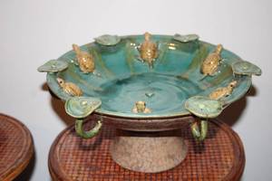 lot 485 image: Decorative Ceramic Bowl with Turtle and Lily Pad Design