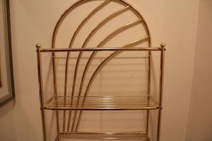 lot 549 image: Gold Bathroom Organizer Set with Shelving and Toilet Paper Holder