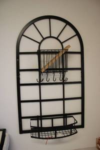 lot 554 image: Decorative Metal Wall Rack with Shelf and Hooks