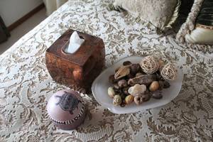 lot 558 image: Decorative Set with Tissue Box, Potpourri Bowl, and Turtle Design Pot