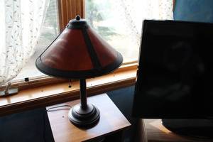 lot 603 image: Vintage Style Leather and Metal Table Lamp