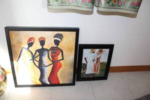 lot 605 image: Set of 2 Framed African Art Prints