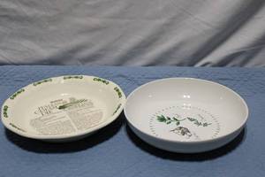 lot 72 image: Watkins Italian Cream Pie and Taste of Ragu Collection Plates Set