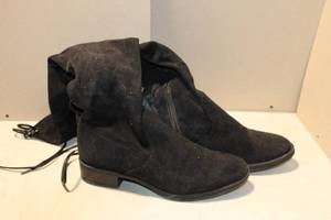 lot 137 image: Circus by Sam Edelman Over-the-Knee Black Suede Boots Size 7