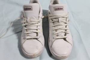 lot 169 image: Used Adidas Cloudfoam Comfort Sneakers Size 9