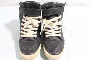 lot 171 image: Pair of Black High-Top Leather Sneakers with Side Zipper