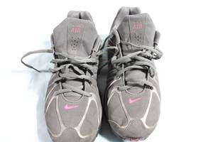 lot 173 image: Pair of Nike Air Max Sneakers, Size 9.5 US7 UK, Gray and Pink