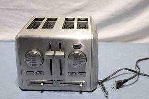 lot 235 image: Cuisinart 4-Slice Stainless Steel Toaster with Custom Controls