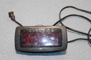 lot 245 image: Used Digital Alarm Clock with AMFM Radio