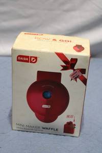 lot 263 image: Dash Mini Maker Waffle Iron with Gift Box