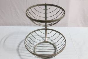 lot 322 image: Two-Tier Metal Fruit Basket Stand