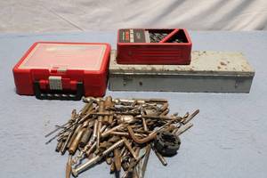lot 343 image: Large Lot of Assorted Drill Bits and Tool Cases