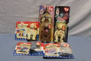 lot 344 image: Collection of 5 TY Beanie Babies - Glory, Britannia, Libearty, Lefty, Righty