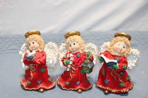 lot 370 image: Set of 3 Christmas Angel Figurines with Red Robes