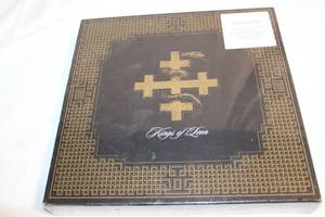 lot 386 image: Kings of Leon Deluxe Collectors Box Set