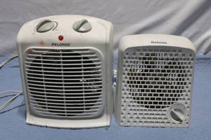 lot 407 image: Pair of Pelonis and Holmes Electric Space Heaters