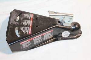 lot 413 image: Heavy Duty Cast Coupler for Trailer Hitch