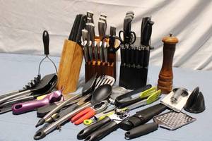 lot 468 image: Comprehensive Kitchen Tool Set with Knife Blocks and Accessories
