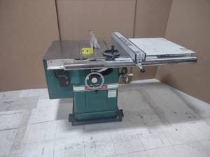 lot 4 image: Powermatic Model 66 10 Tilting Arb...