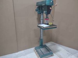 lot 6 image: Grizzly Model GO482 22 Drill Press...