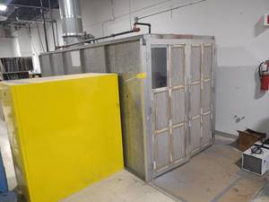 lot 17 image: Devilbiss Paint Booth, Arrestor Typ...