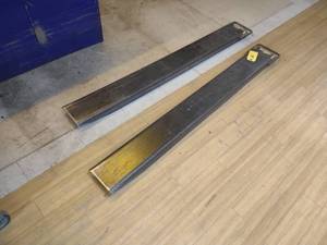 lot 21 image: 60 Fork Extensions, Fits Up to 5 ...