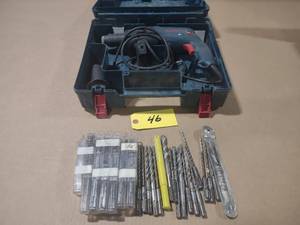 lot 46 image: Bosch Bulldog SDS Hammer Drill with...