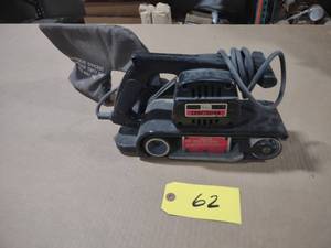 lot 62 image: Craftsman 3 Belt Sander...
