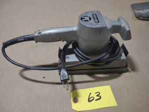 lot 63 image: Porter Cable 505 13 Sheet Sander...