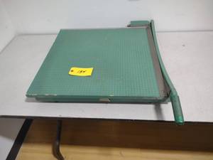 lot 154 image: Proto 24 Paper Cutter...