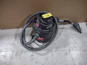 lot 172 image: Dayton Wet Dry Vac, 2.5 hp...