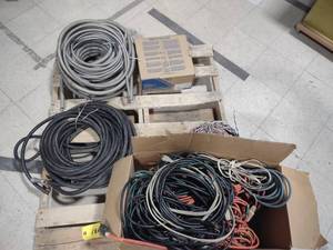 lot 186 image: Assorted Electrical on Pallet...