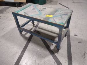 lot 197 image: Shop Cart, 42.5x22.5...