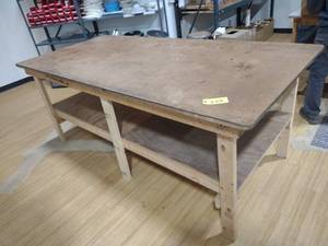 lot 285 image: Workbench, 96x45...