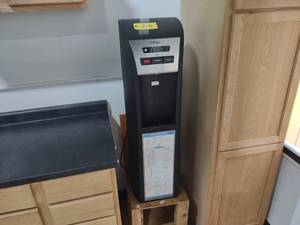 lot 316 image: Culligan Water Dispenser...