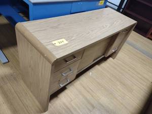 lot 334 image: Credenza, 60x20...