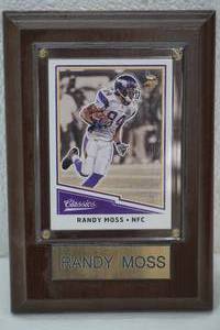 lot 40 image: Randy Moss collectors card on plaque