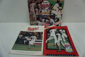 lot 49 image: Twins Memorabilia 1987-1988