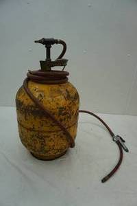lot 69 image: air tank and hose with gauge