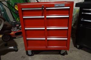 lot 133 image: Craftsman roller cabinet