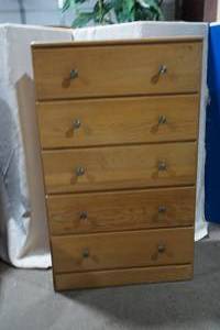 lot 166 image: 5 drawer dresser
